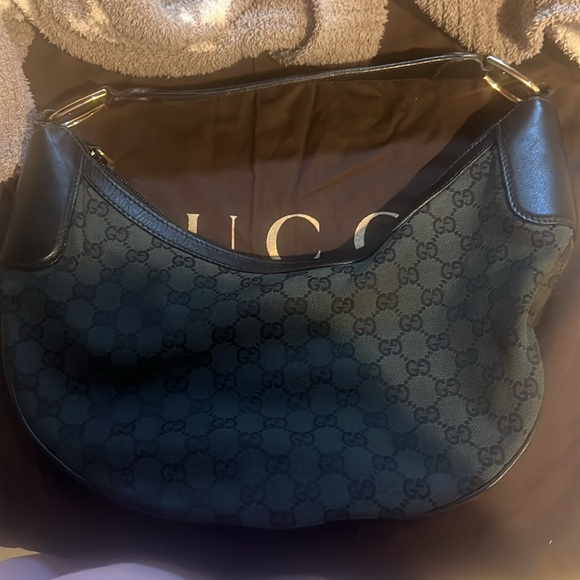 **Authentic** Real Gucci HoBo Bag - Picture 2 of 6